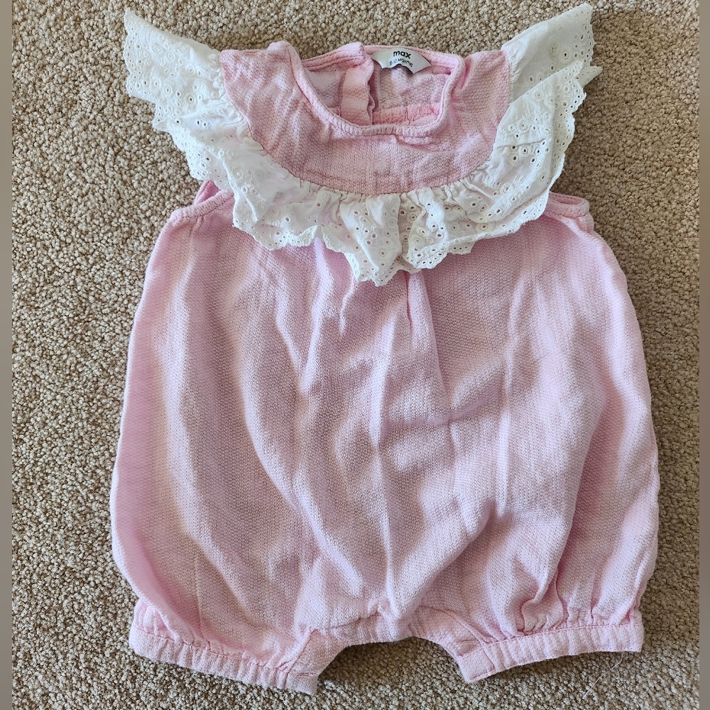 Free with puchase ❤ Max pink eyelet ruffle sleeve  onesie size 9 to 12 mos